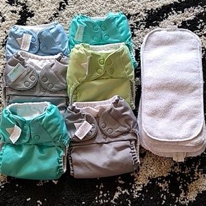 6 EUC Bumgenius pocket diapers + accessories